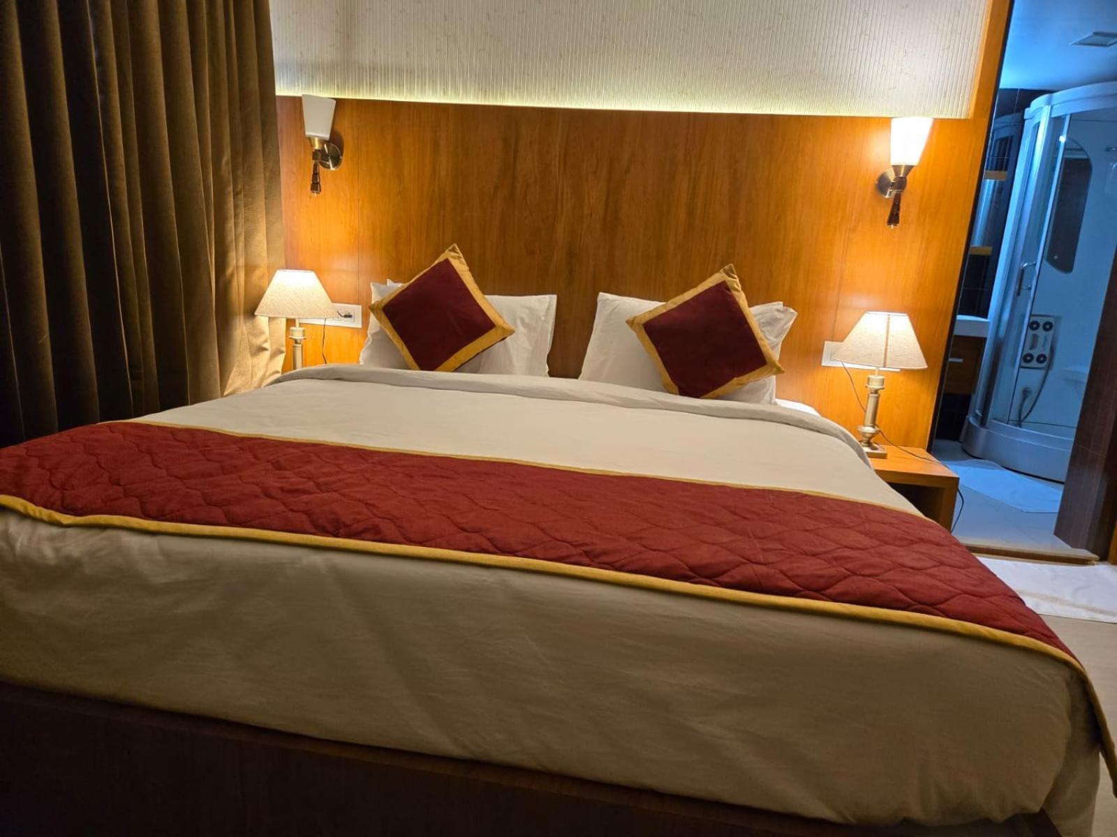Hotel Badami Court Ngoại thất bức ảnh