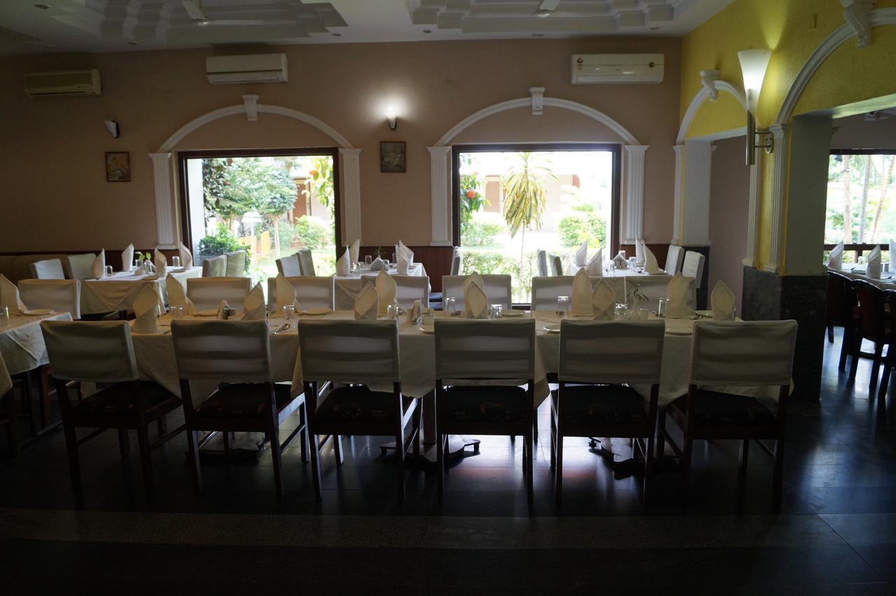 Hotel Badami Court Ngoại thất bức ảnh